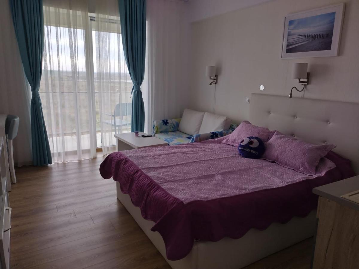 Blaxy Resort Stefi Cu Acces La Piscine Gratuit Douăzeci şi Trei August Eksteriør bilde